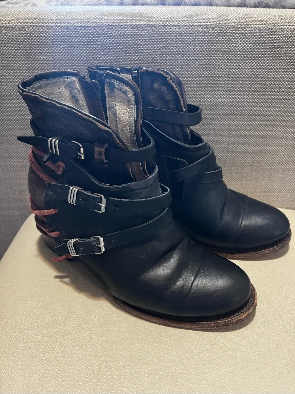 Freebird By Steven Crue Black Leather Distressed Buckle Ankle Boots Size 9 - Picture 5 of 10